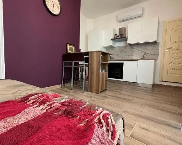 Svr Palace * Bronte